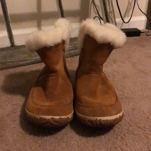 Sorel winter booties